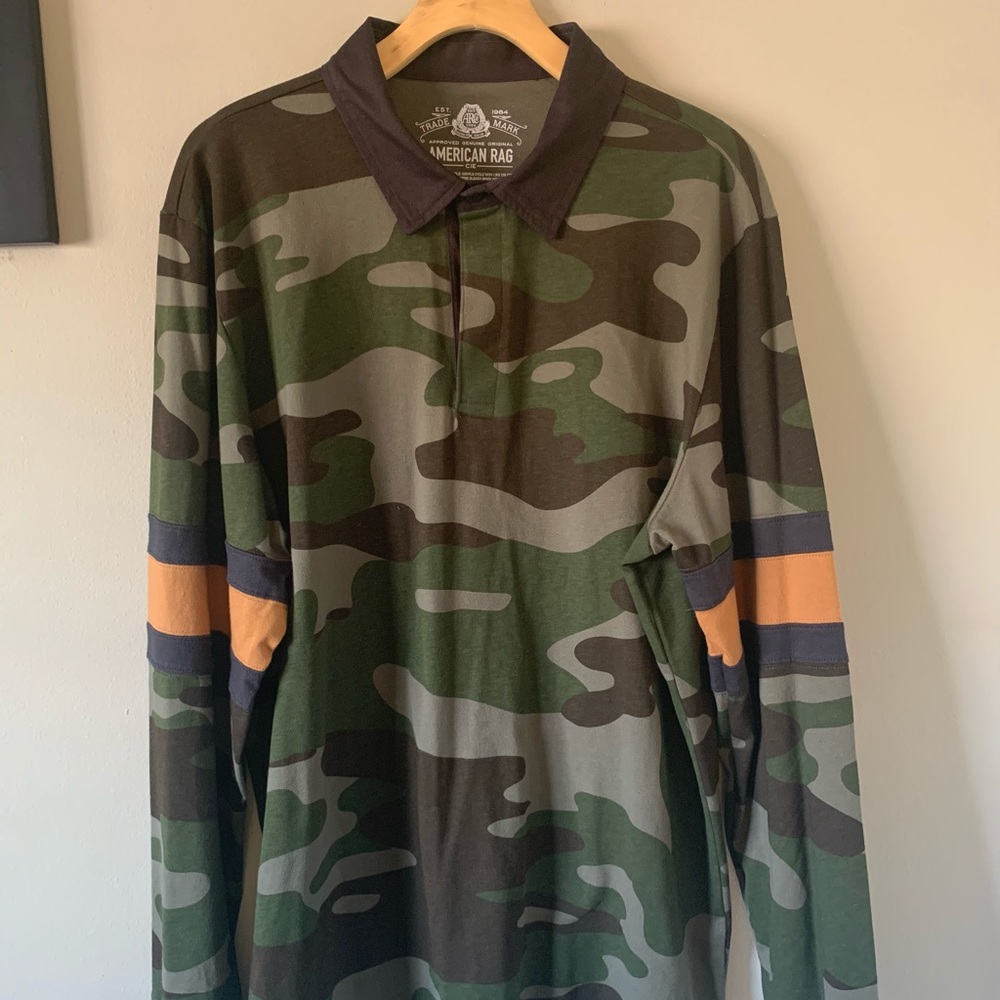 Long sleeve polo shirt with camo print